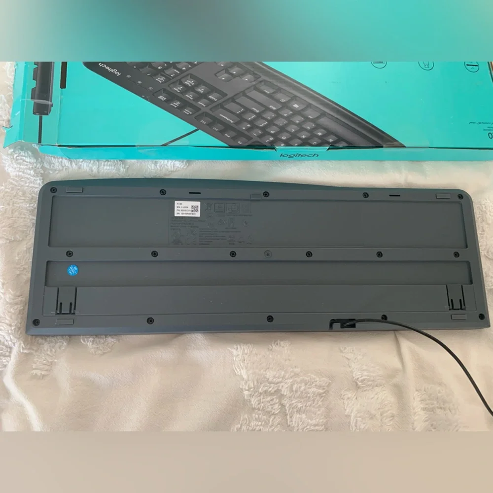 Logitech Corded Keyboard K 120 in Original Box